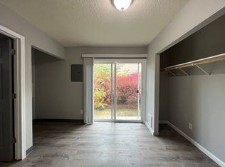 Cedar Manor, Portland, OR 97233