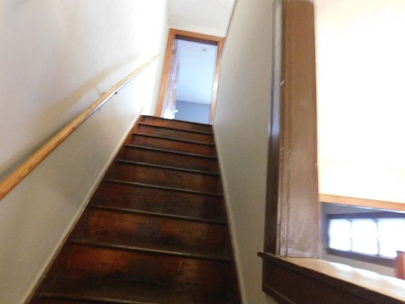 5th image of 3100-3102 Linden Ave