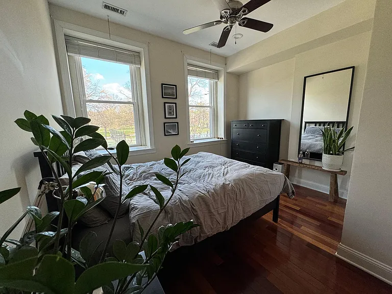 23 S Linwood Ave — Photo 17