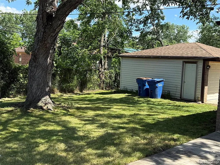 32246 Oakview Dr — Photo 19