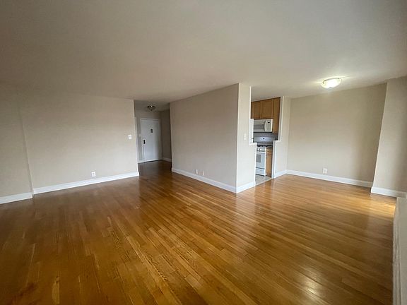 3rd image of 51 Riverdale Ave #6G