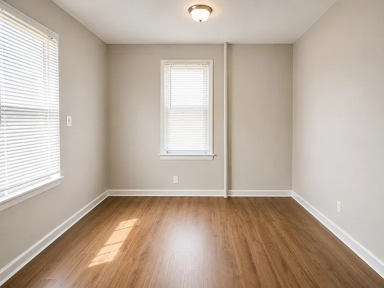 BEDROOM #1