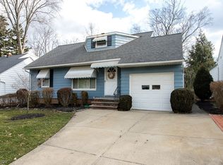 1121 Belrose Rd, Mayfield Heights, OH 44124