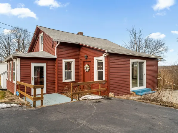 132 Middlesex Avenue, Chester, CT 06412