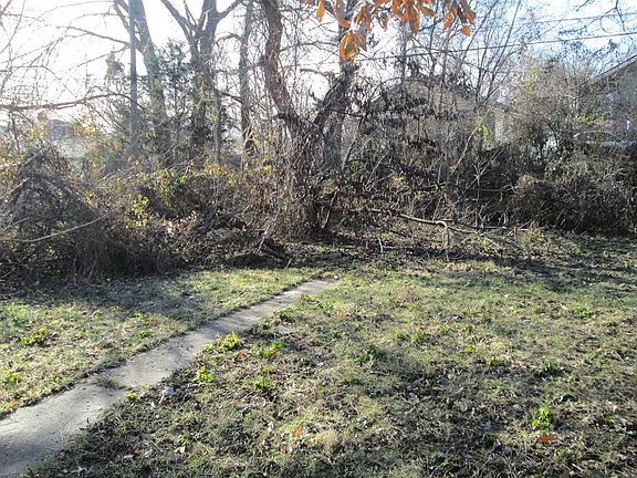 2nd image of 6834 Bellefontaine Ave