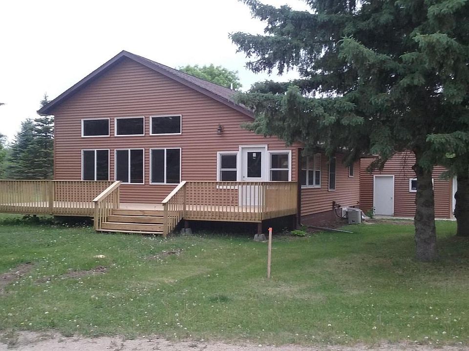 1st image of 15949 Bayview Dr NE