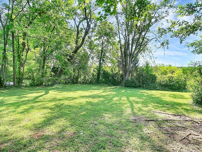 2244 English Dr — Photo 7