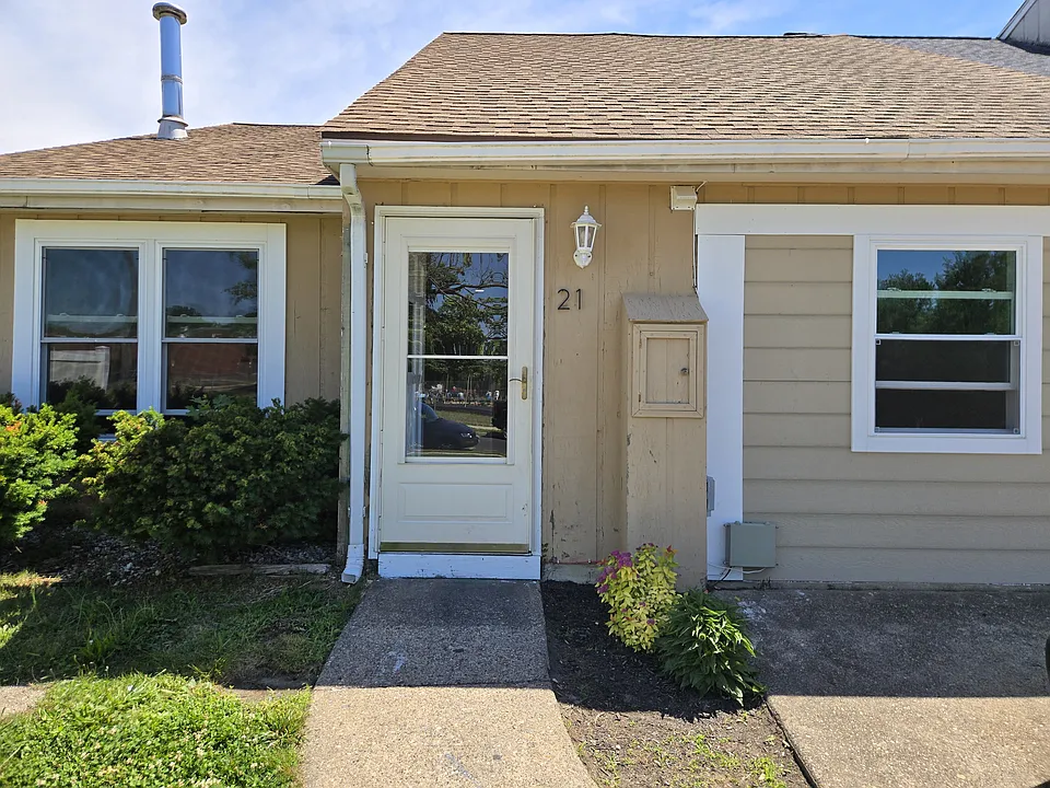 21 Aldeberan Dr