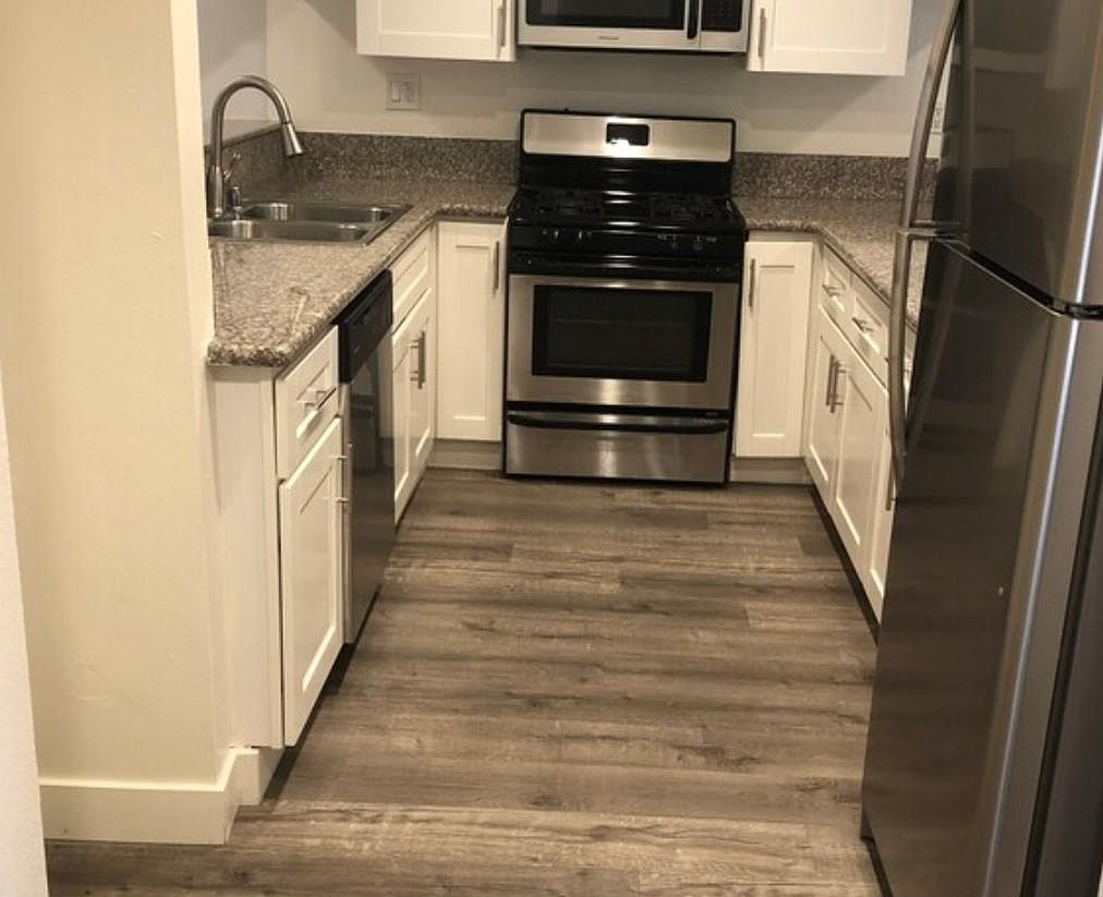 5662 La Mirada Ave 2 BR, Los Angeles, CA 90038 Zillow