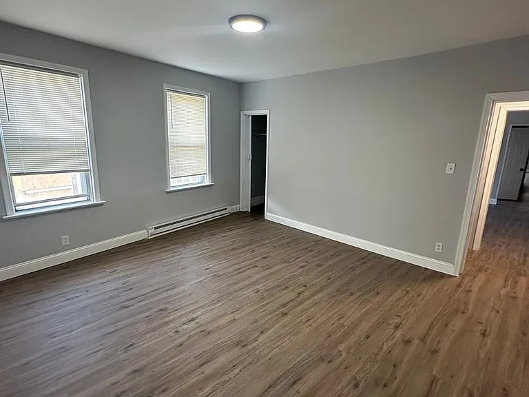 134 Macdade Blvd — Photo 8
