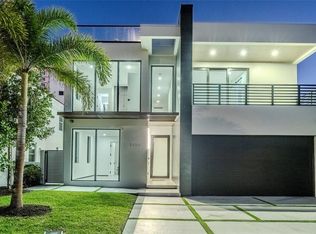 3304 NE 14th Ct, Fort Lauderdale, FL 33308