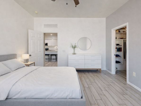 5554 W Painted Cliff Dr