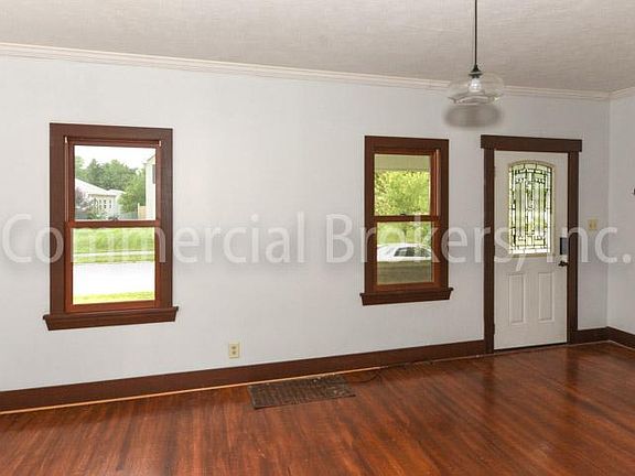 2nd image of 1523 Franklin St #1523FS