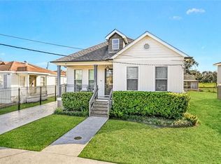 6025 Wickfield Dr, New Orleans, LA 70122