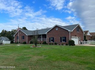100 Sound Shore Dr, Currituck, NC 27929