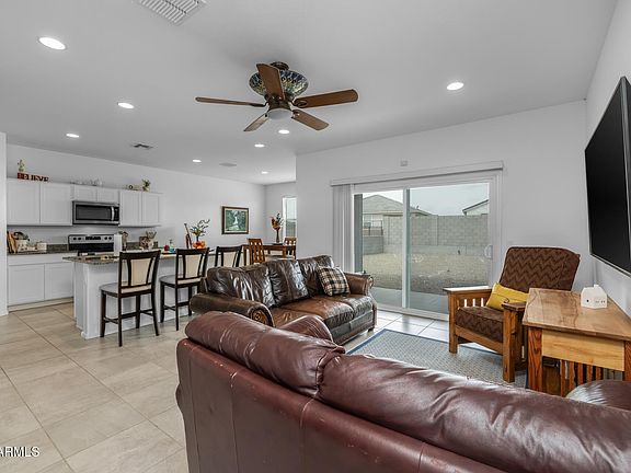 4th image of 1136 W AVALON CANYON Drive