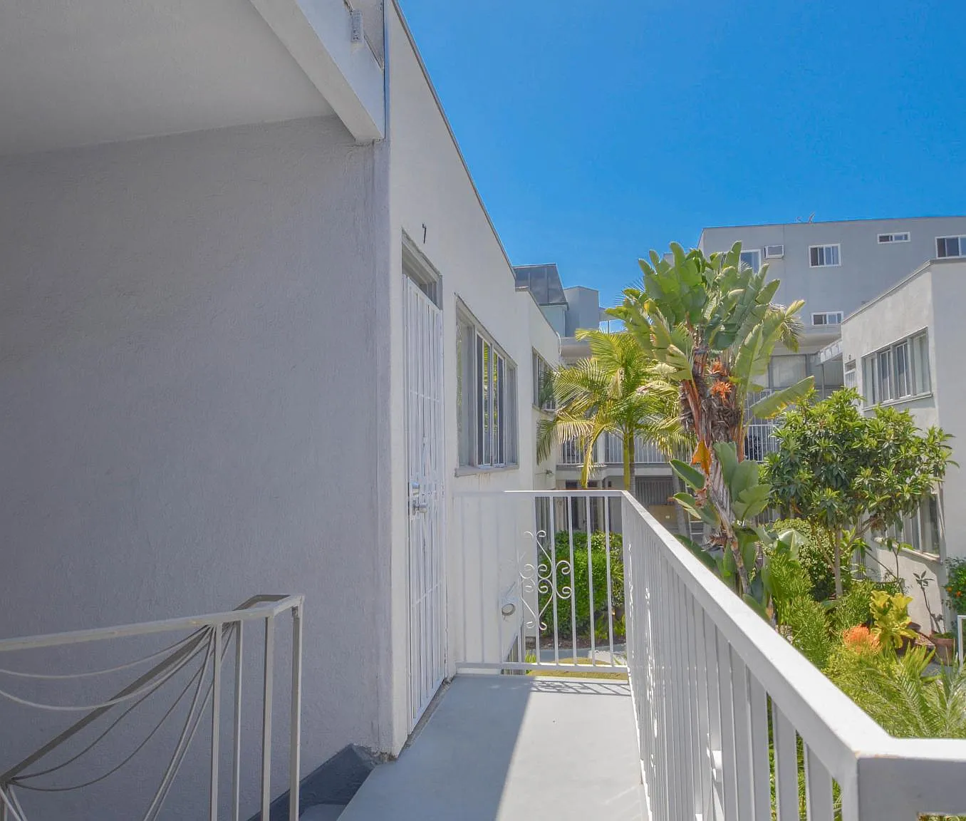 Studio, 500 sqft, $1,795 — Photo 4