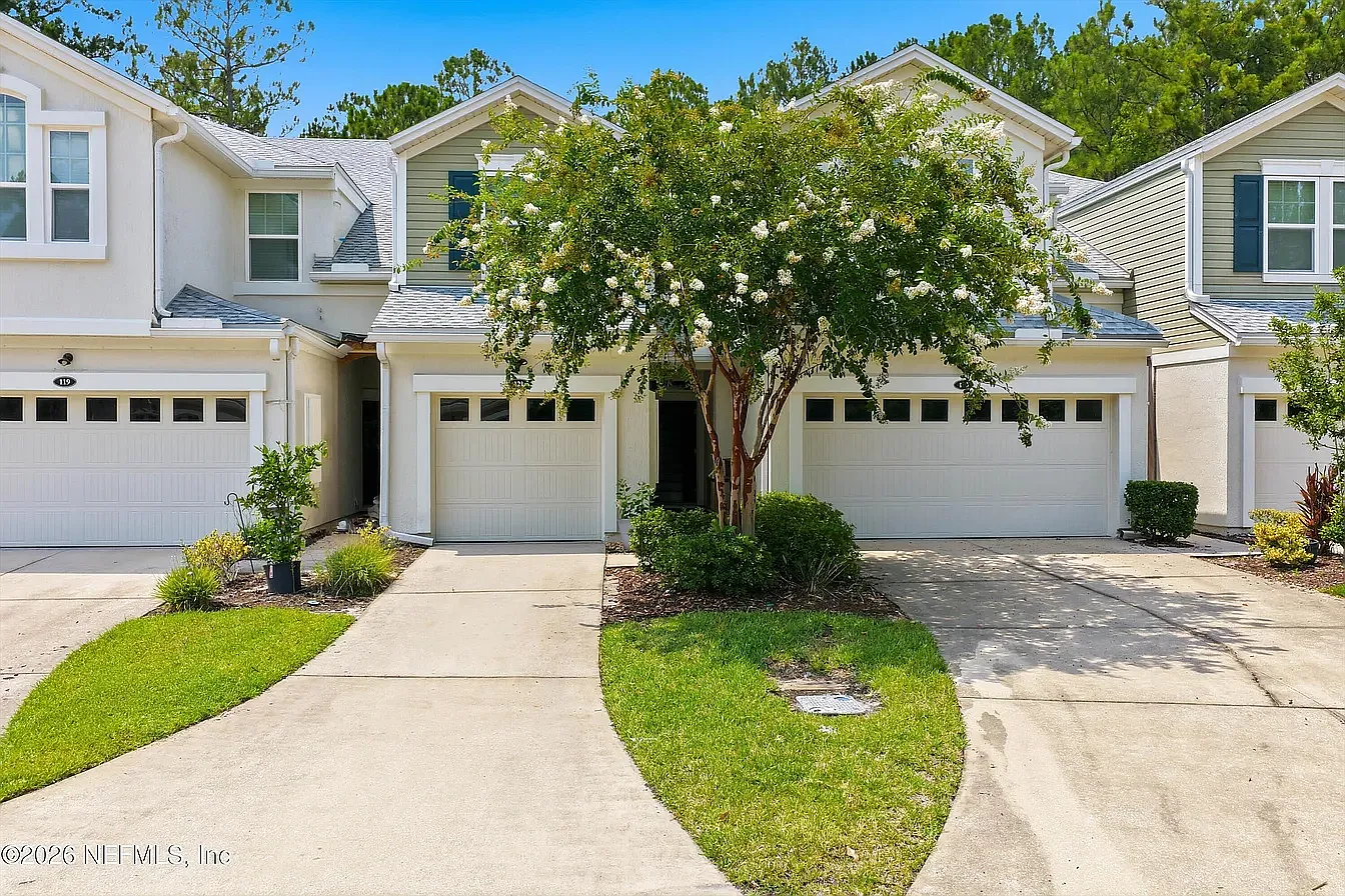 3 bed, 2.5 bath, 1526 sqft, $2,150 — Photo 1