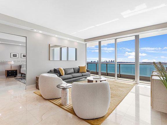 3rd image of 1331 Brickell Bay Dr APT 2609