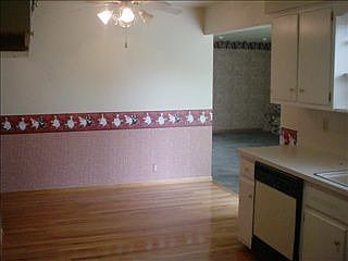 3rd image of 404 N William Ave