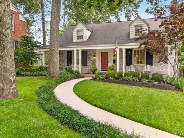 1646 Dearborn Dr, Saint Louis, MO 63122