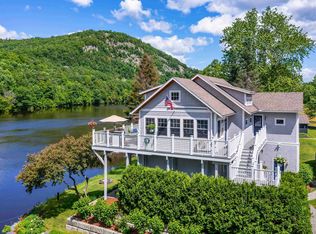 31 & 37 River Cottage Ln, Orford, NH 03777