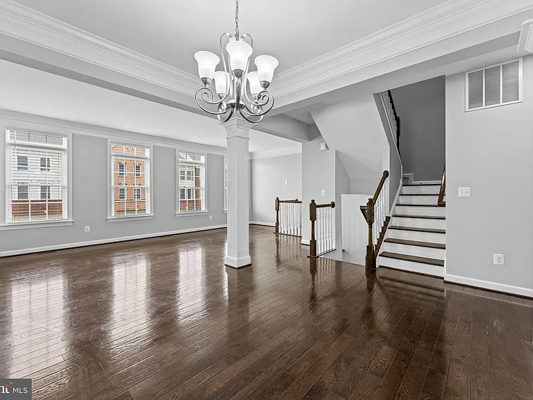 21268 Park Grove Ter — Photo 11