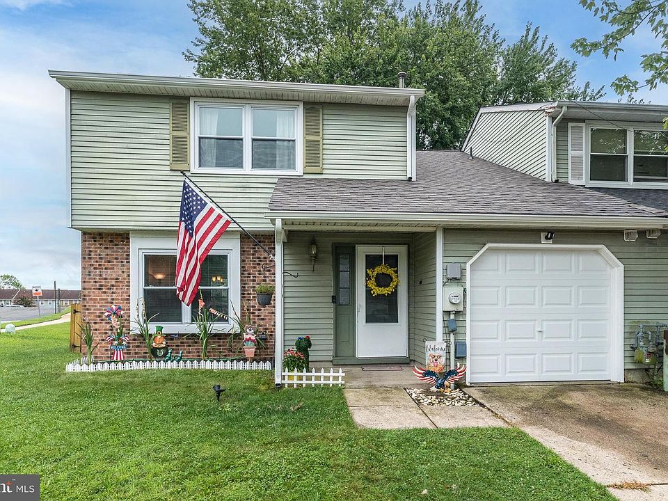 1st image of 117 Calderwood Ln
