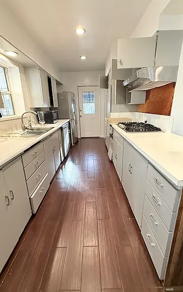 3619 Dunn Dr — Photo 7