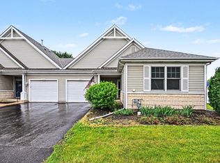 2559 Oak Park Ct #0, Crest Hill, IL 60403
