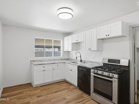 5th image of 2114 W RANCHO Drive