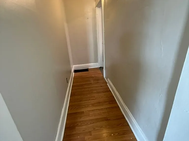 905 W Thrush Ave — Photo 7