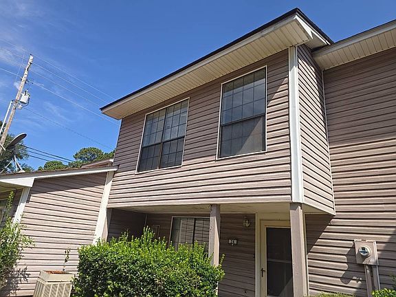 2nd image of 4111 Pines Rd Unit 24
