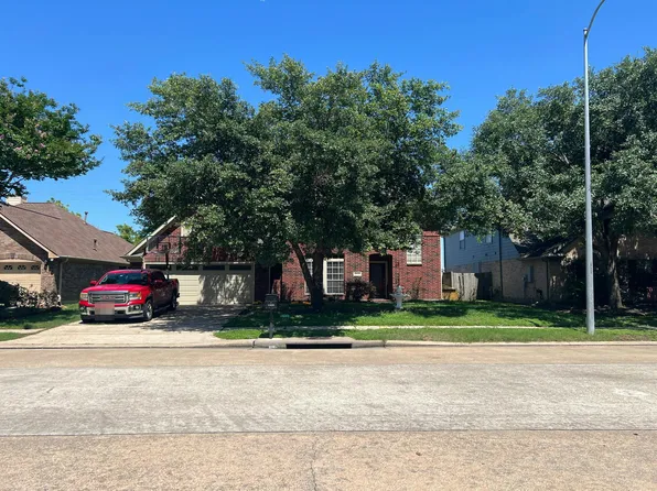 11038 Mesquite Dr, La Porte, TX 77571