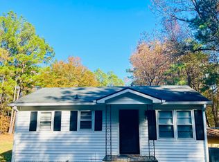 1124 Harristown Rd, Bonneau, SC 29431