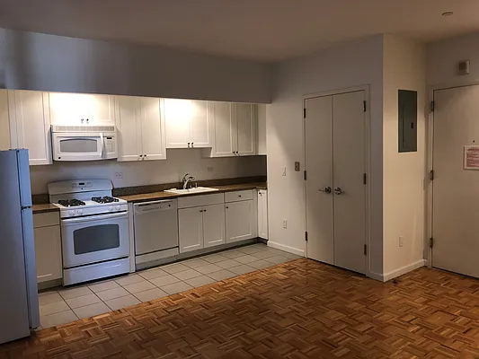 Rented by NY Living Solutions | media 1