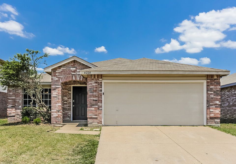 1st image of 4228 Golden Horn Ln
