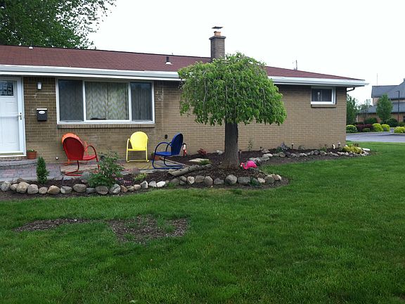 3rd image of 4870 Kennison Pkwy