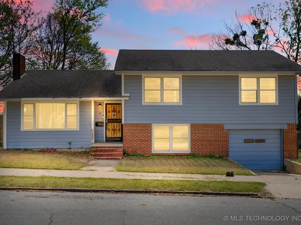 18 W 7th St, Sand Springs, OK 74063