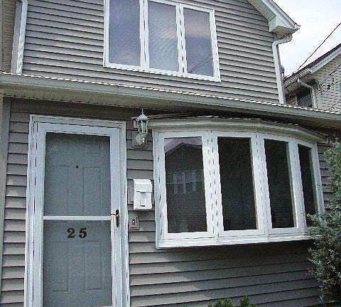 2nd image of 25 Elm St #1