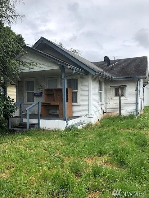 264 24th Ave photo 1