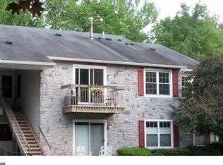 28 Azalea Ct, Lawrenceville, NJ 08648