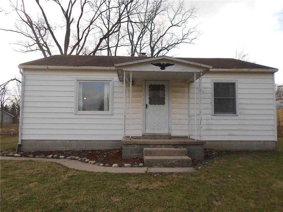 1st image of 7 W Park Ln
