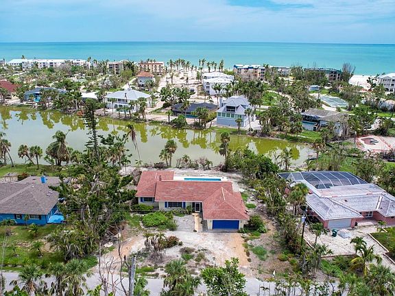 5th image of 313 Palm Lake Dr