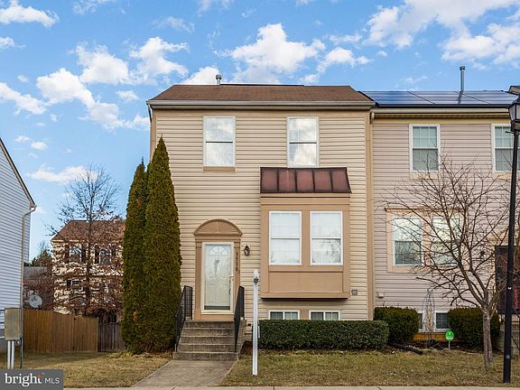 3rd image of 3510 Community Dr
