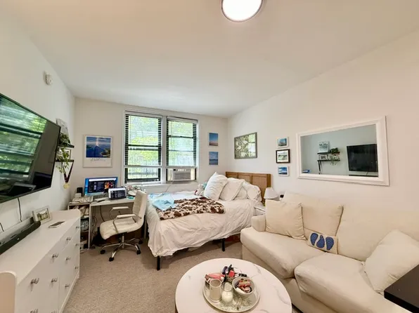 315 East 5th Street image 1 of 3