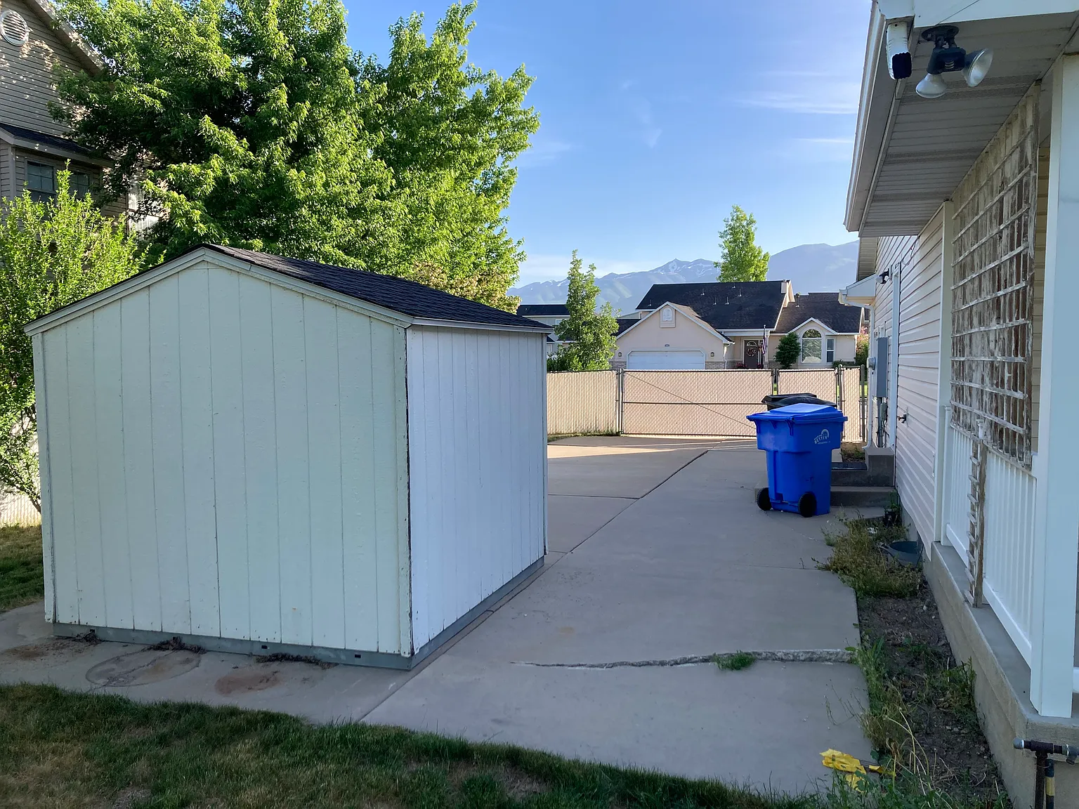 3 bed, 1500 sqft, $2,300 — Photo 2