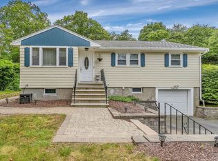 29 E Vanston Rd, Stoughton, MA 02072