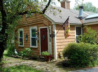 30 Beechwood St, Coventry, RI 02816