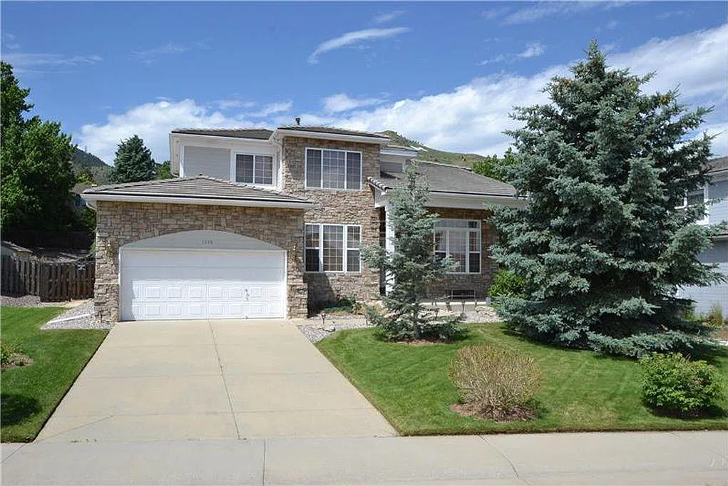 1835 Parfet Estates Dr — Photo 1